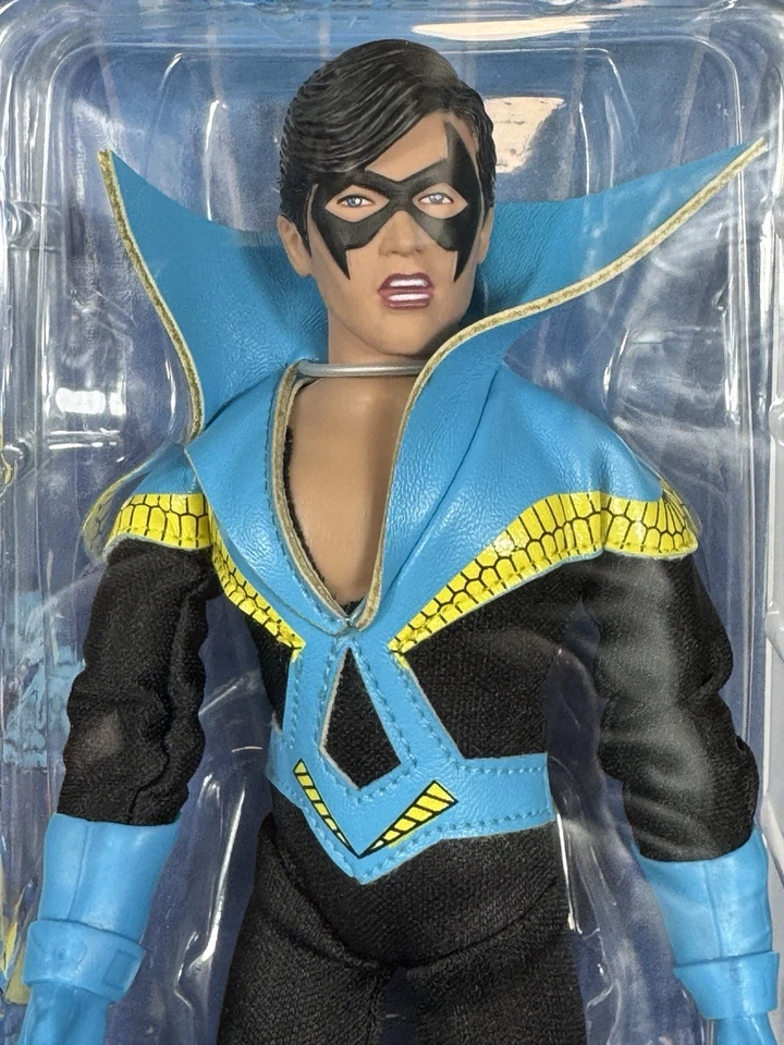 DC Comics New Teen Titans NIGHTWING 8" Retro Mego-Style Action Figure • NEW - Изображение 3 из 4