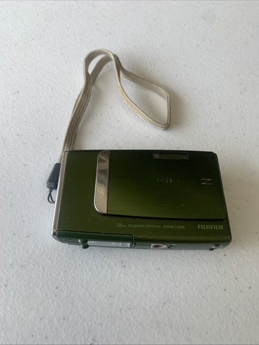 Fujifilm Finepix Z10FD Green Digital Camera W Battery ,Case/Bag &SD Memory Card - Picture 3 of 20