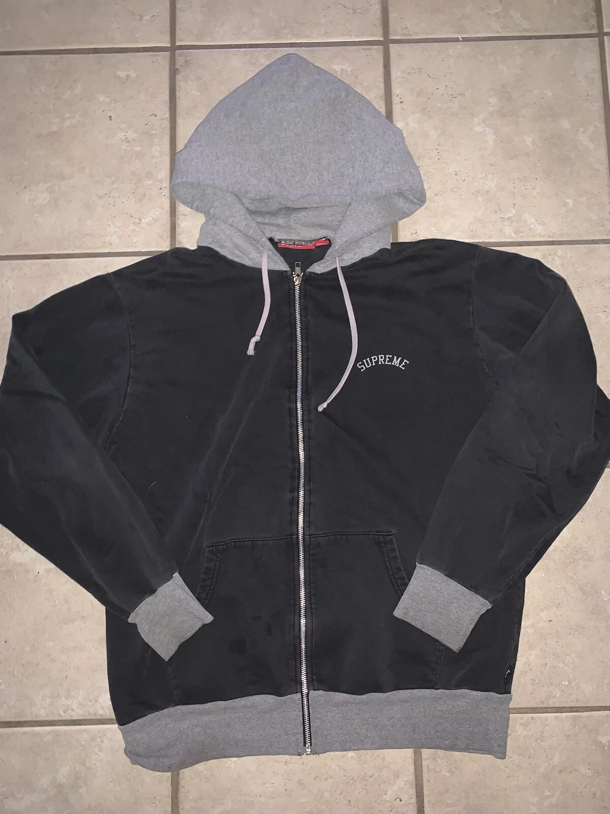 Sweat à capuche zippé échauffement suprême printemps été 2010
