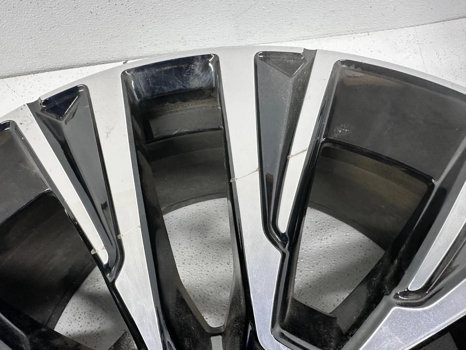 16-25 XC90 Volvo 20" x 9J 5 Multi Spoke Black Diamond Cut Alloy Wheel 32243456 Foto 4 de 4