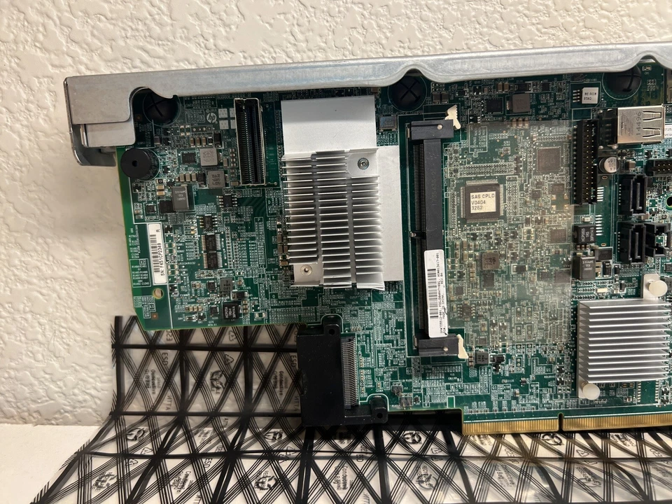 HP 735512-001 ProLiant DL580 Gen8 Serial Peripheral Interface SPI Board - Image 3 of 4