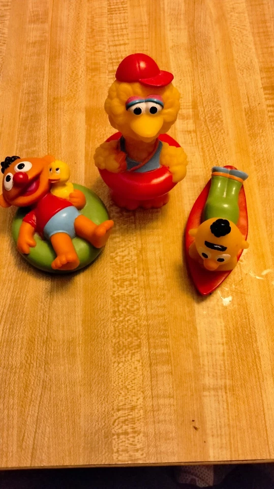 Винтажная игрушка для ванны с большой птицей Jim Henderson Sesame StreetTM Bert and Ernie - Изображение 2 из 2