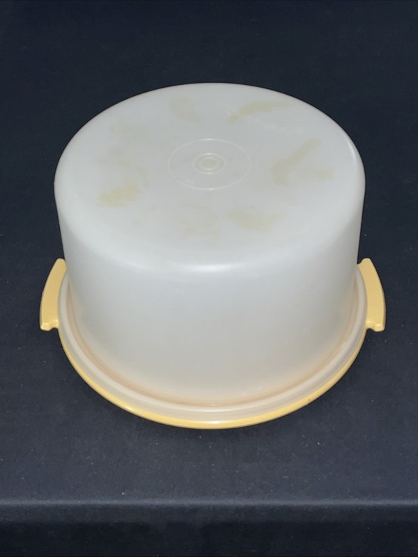 Vintage Tupperware Cake Carrier 683-8 Base 684-8 Lid Yellow Round Storage