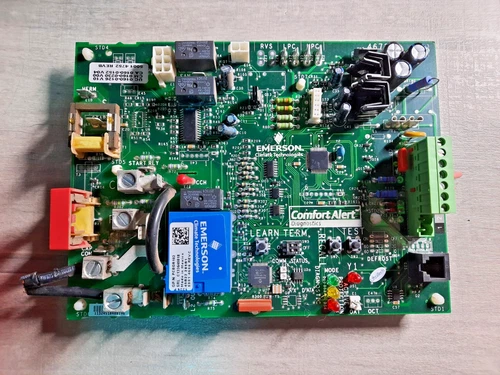 Emerson COMFORT ALERT Control Board PCBGR102 49B22 289B1  (AB 1064) C3