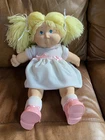 cabbage patch kids doll - vintage - blond hair - blue eyes