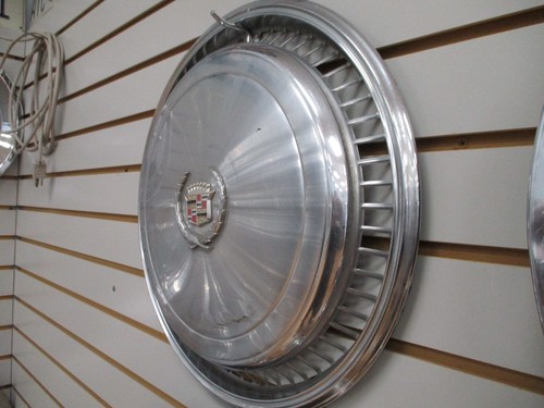 1974 - 1978 CADILLAC ELDORADO Wheel Cover Hubcap OEM 74 75 77 78 2023A - Picture 3 of 5