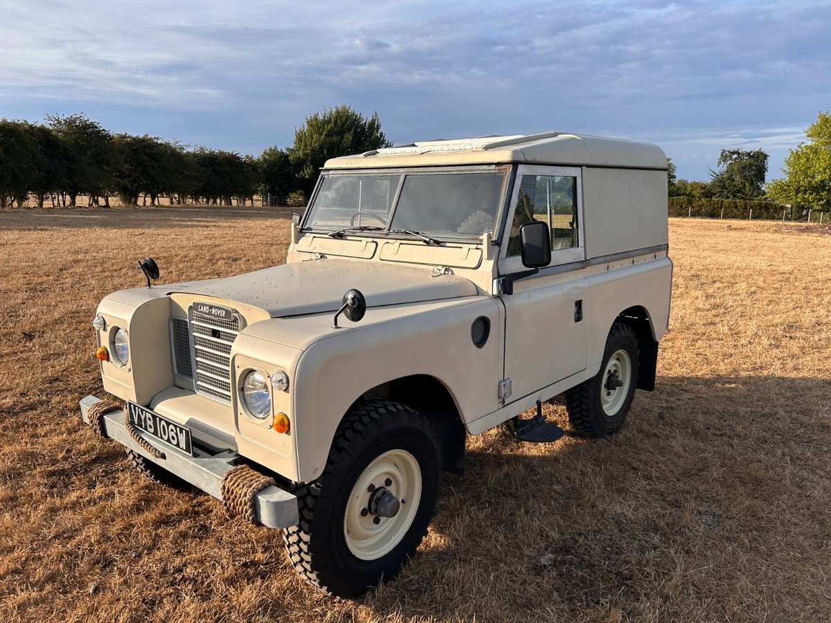 Land Rover Series 3