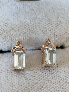 14kt Yellow Gold Iolite Tiny Diamond Post Earrings