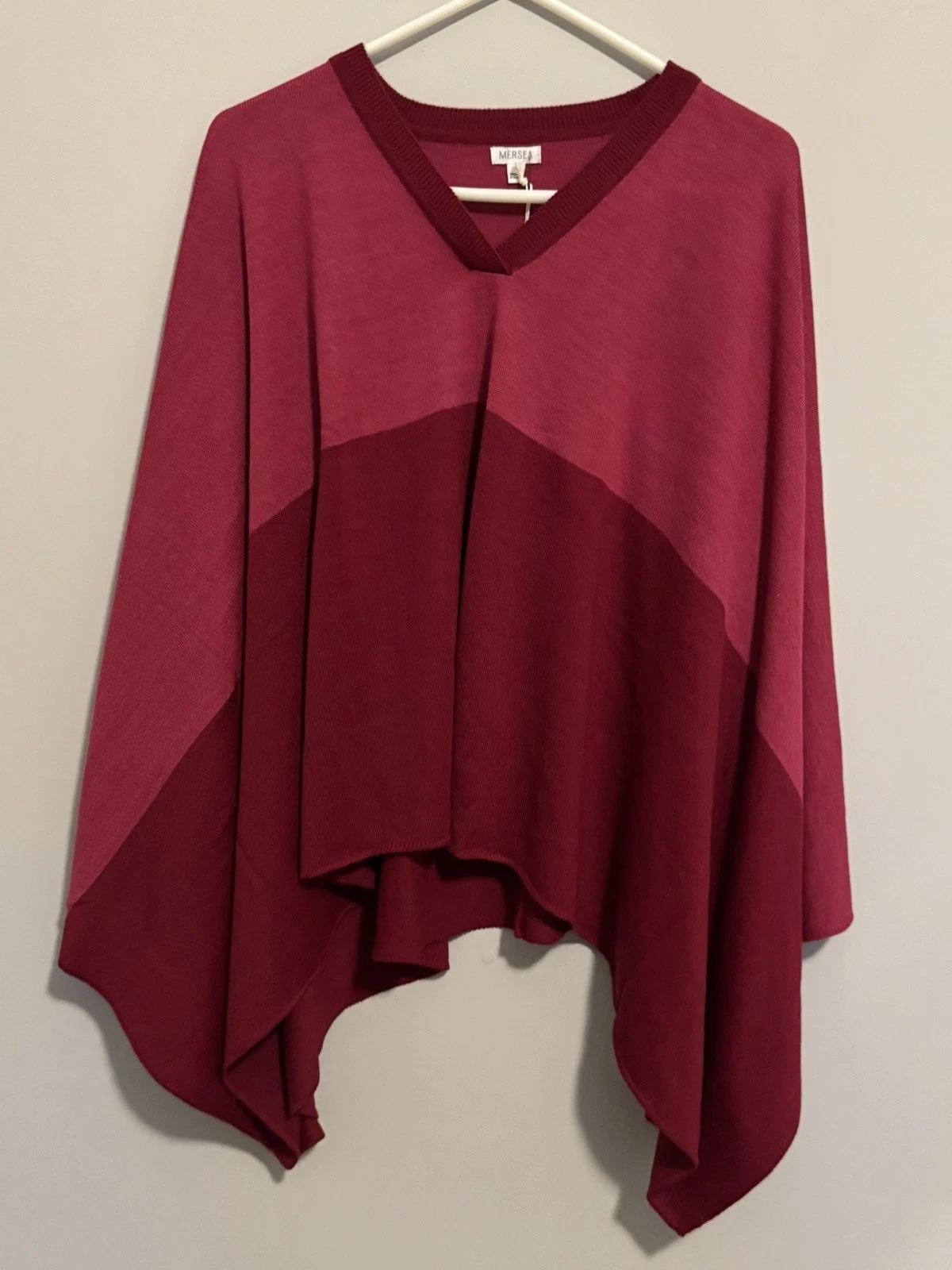 Mersea One Size Avalon V-Neck Poncho Sweater Pink Red Oversize Lagenlook Prairie