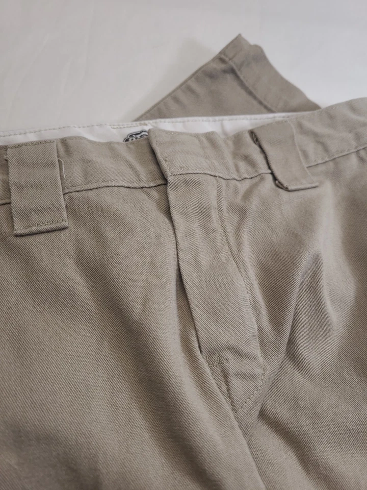 Pantalón de trabajo Dickies juvenil talla 14 caqui Foto 3 de 4