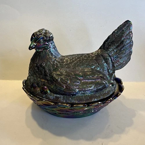 Vintage Carnival Glass  Hen On Nest  Amethyst Black Purple Iridescent.