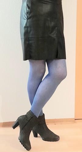 Schwarz-graue Kunstleder 👢 Stiefeletten, 8 cm Absatz, Gr. 42 passt bis Gr. 43 - Bild 8 von 24