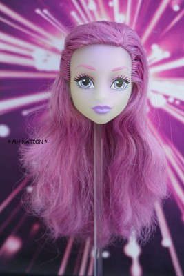 welcome to monster high ari hauntington