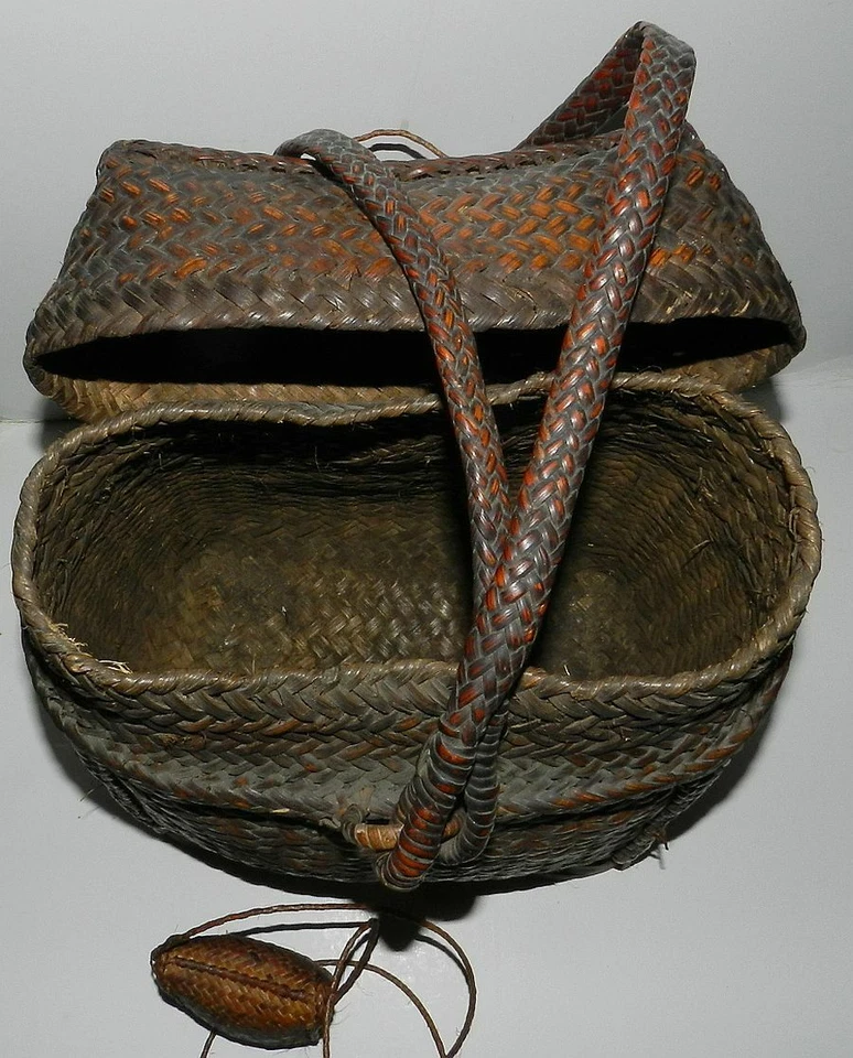OLD PHILIPPINES RATTAN BACK PACK - Traditional Original - MUSEUM QUALITY - image 3 of 4