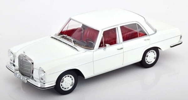 Miniature Marmande 1978 - Mercedes 250 SE 1/43 - Bleue - Création RD Manou Sur Base Norev