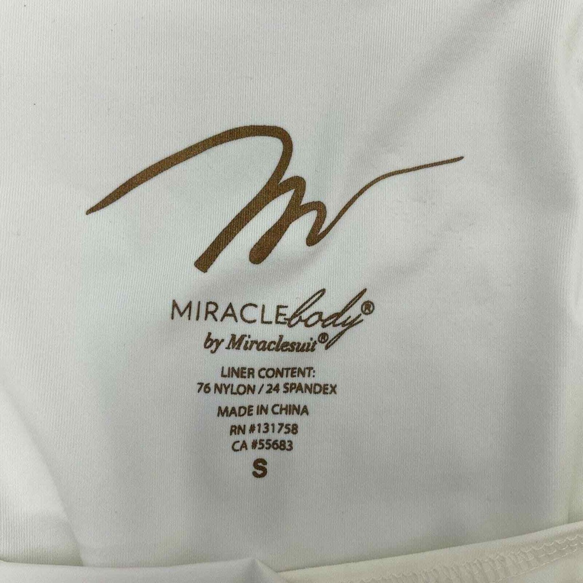 【のるん】 MiracleBody By MiracleSuit Shirt Small Cream Sheer Control Shell