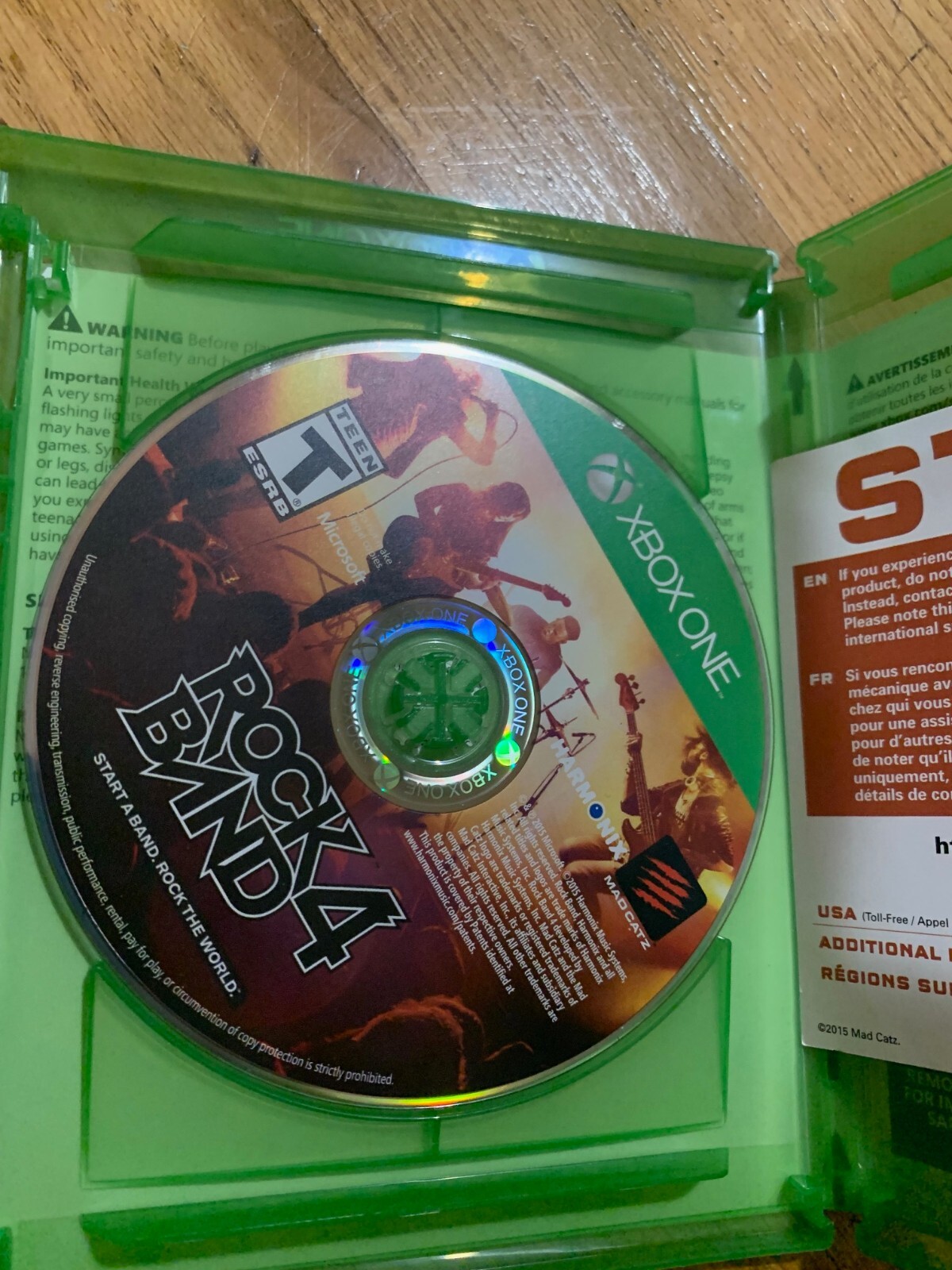 Rock Band 4 Xbox One Bundle Fender Stratocaster Guitar Drums Mic Game