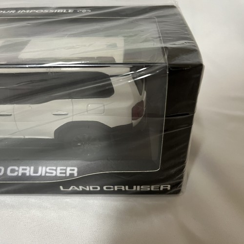 Toyota Land Cruiser 250 Muestra de Color Mini Coche 1:30 Super Blanco II040 2024 Nuevo - Imagen 6 de 16