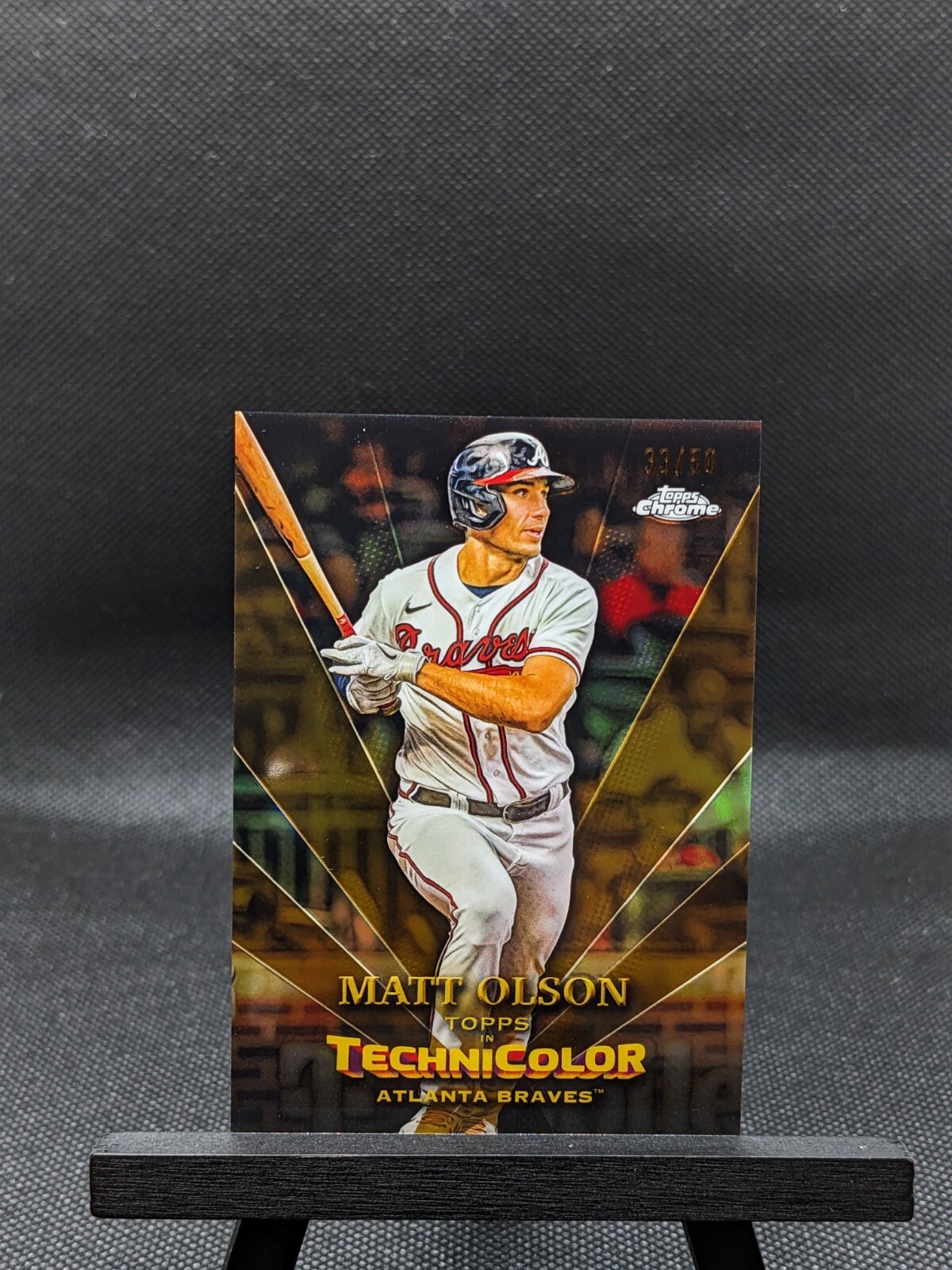 2023 Topps Chrome Matt Olson Gold Refractor Technicolor Insert #33/50 Braves