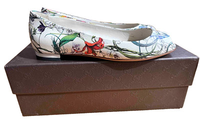 Italian Luxury: GUCCI Flora Ballet Flats, Women's Size US 7
