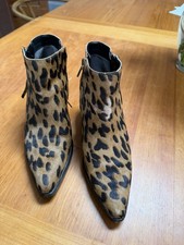 Sam Edelman Walden Leopard Print Dyed Calf Hair Booties Size 6M Zips Both Sides