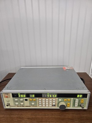 LODESTAR AM-FM SIGNAL GENERATOR SG-4110A