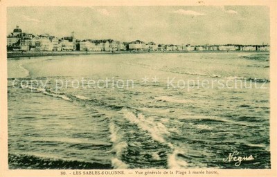 Les Sables-d Olonne 85 Vue generale de la Plage a maree haute