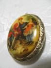 PORCELAIN CAMEO LOCKET PENDANT VINTAGE — photo 2