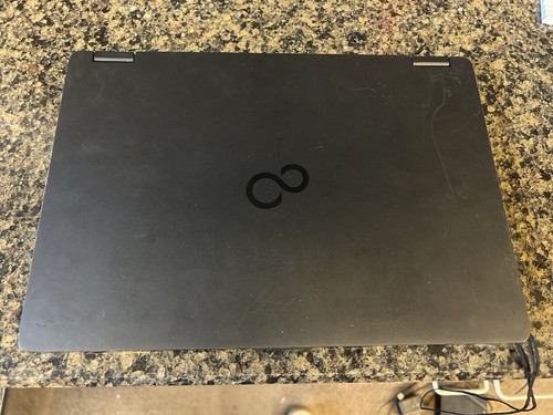 Lot of 10 Fujitsu Lifebook. Used sold for parts as-is. NO HARD DRIVE INCLUDED - Picture 2 of 7