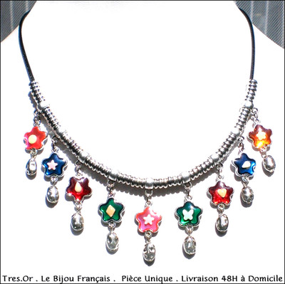 HALSKETTE NEU. FRANZÖSISCHER SCHMUCK. UNIKAT. LIEFERUNG 48H NACH HAUSE