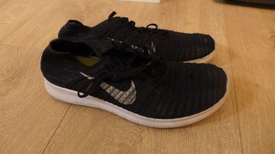 Nike Free RN Flyknit Gr. 42 Schwarz 831069-001 Laufschuhe