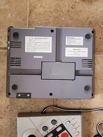 Nintendo Console NES-001 Bundle NES-026 Advantage, 2 Controllers & guns, 5 games