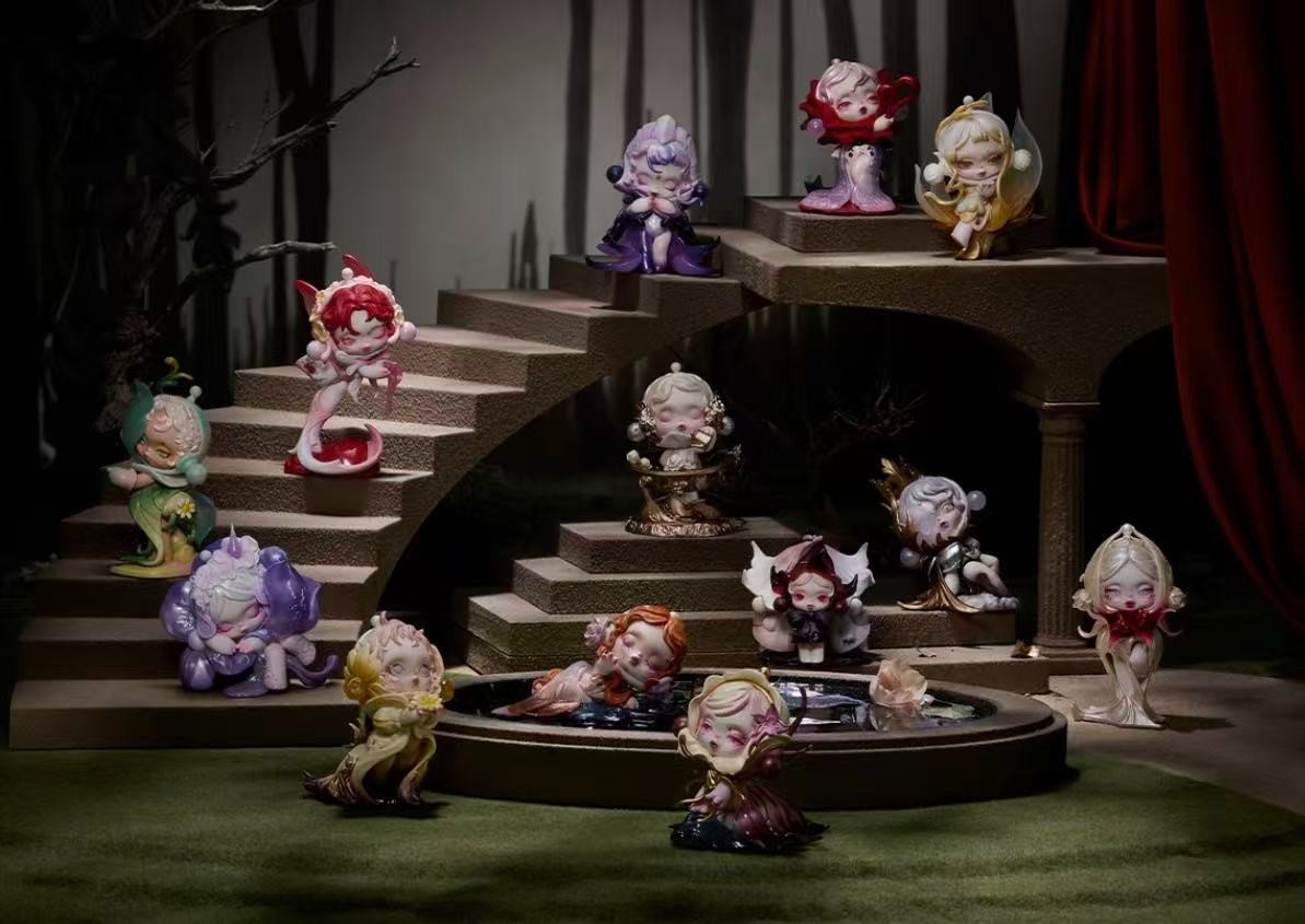 On hand POP MART SKULLPANDA Petals in Four Acts Series Figures -US