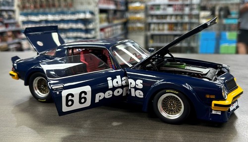 371200 1983 ATCC ORAN PARK BARTLETT CHEVROLET Z28 CAMARO 1:18 SCALE MODEL CAR - Foto 7 di 9