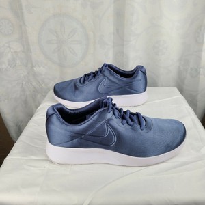 tanjun premium nike