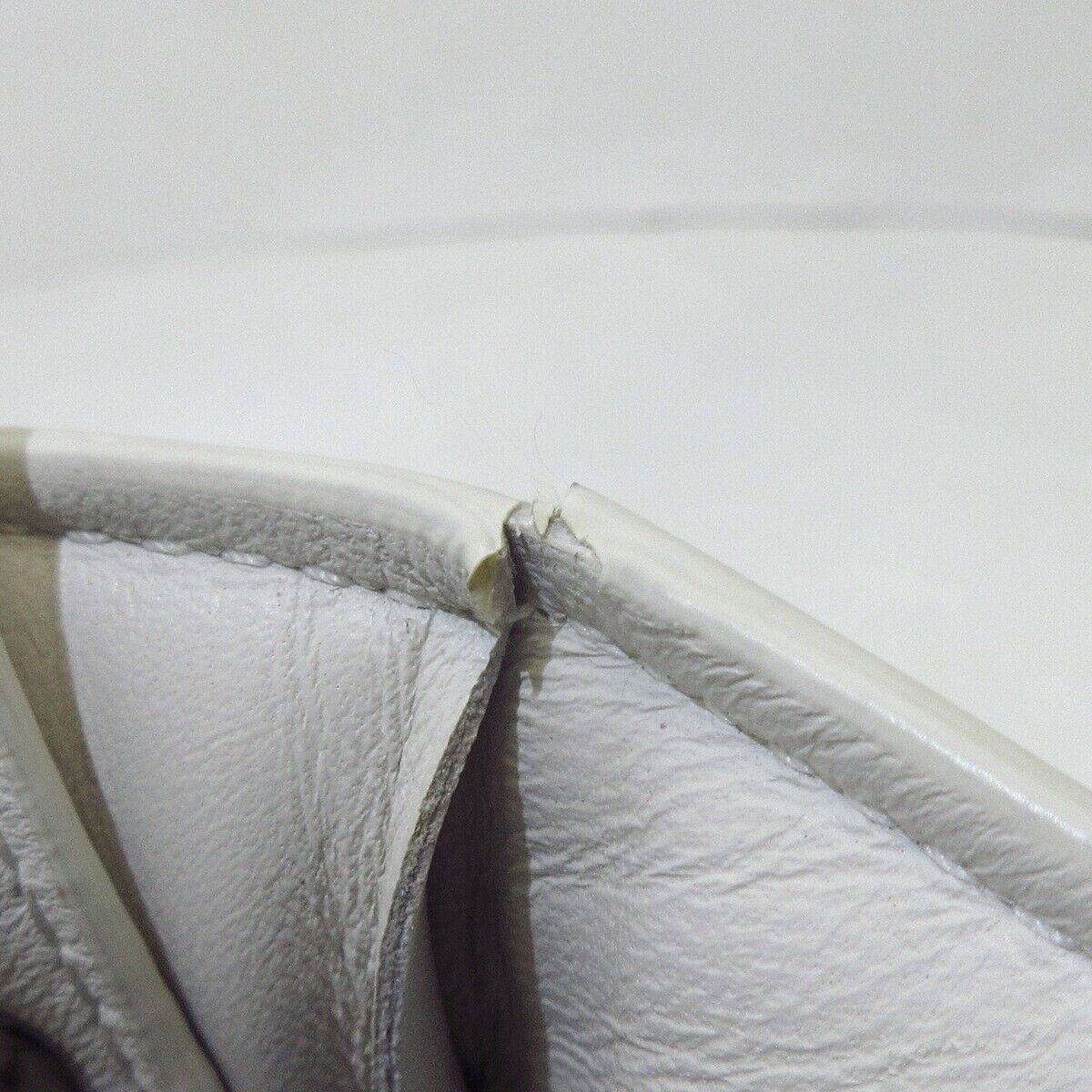 Auth BOTTEGA VENETA Padded Cassette 591970 White Leather Auth BOTTEGA VENETA Padded Cassette 591970 White Leather