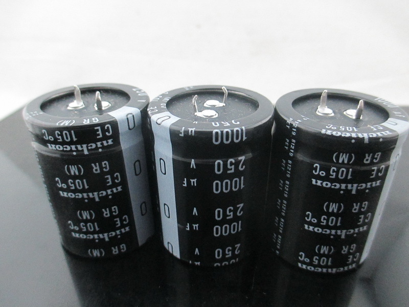 Condensatore Elettrolitico 1000MF 10 Condensatori Nichicon 1000uF 35V - Ricambi Elettrolitici Per PCB, Qualità Giappone Condensatori Radiali URS1V102MHA - Foto 12