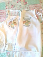 Matching APRONS Kitchen APRONS Mother-Daughter Cupcakes CUPID Patisserie Set