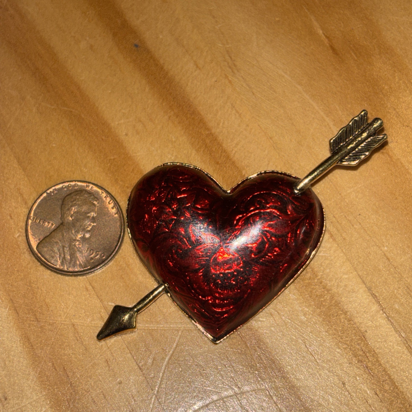 Vintage Signed AVON Heart And Arrow Pin Brooch Red Enamel Gold Tone