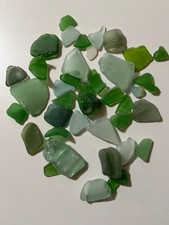 GENUINE SURF TUMBLED SEA GLASS/BEACH GLASS GREEN FOR CRAFTING