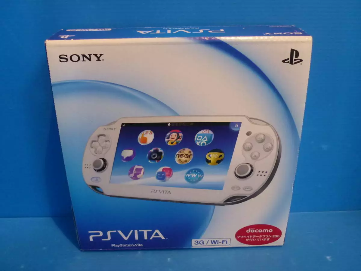 PS Vita 3G / Wi-Fi Model Crystal White PCH-1100 AB02 with 8GB memory card