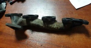 MERCEDES-BENZ C-KLASSE T-Modell S203 C 220 Abgaskrümmer 6111420501 2.2 Diesel