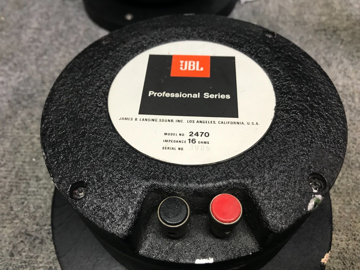JBL 2470 VINTAGE PROFESSIONAL SERIES 16 OHM midrange Horn JBL 2470 VINTAGE PROFESSIONAL SERIES 16 OHM midrange Horn
