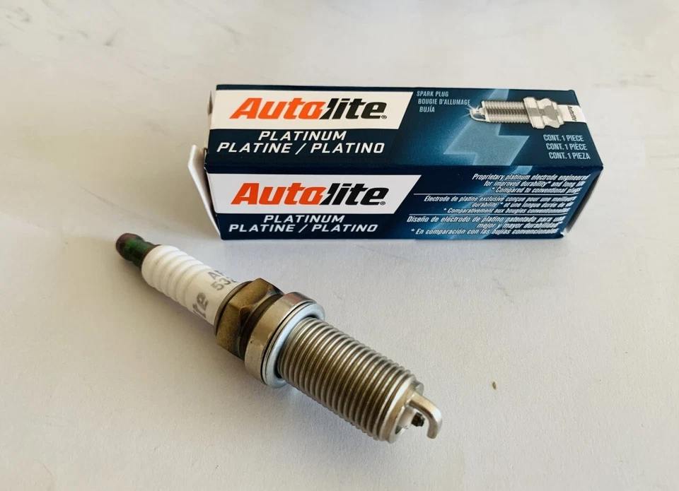 /1100/ 16 x Bujías Autolite Platino Dodge Ram 3500 5.7L V8 HEMI 2011 - 2018 Foto 2 de 4