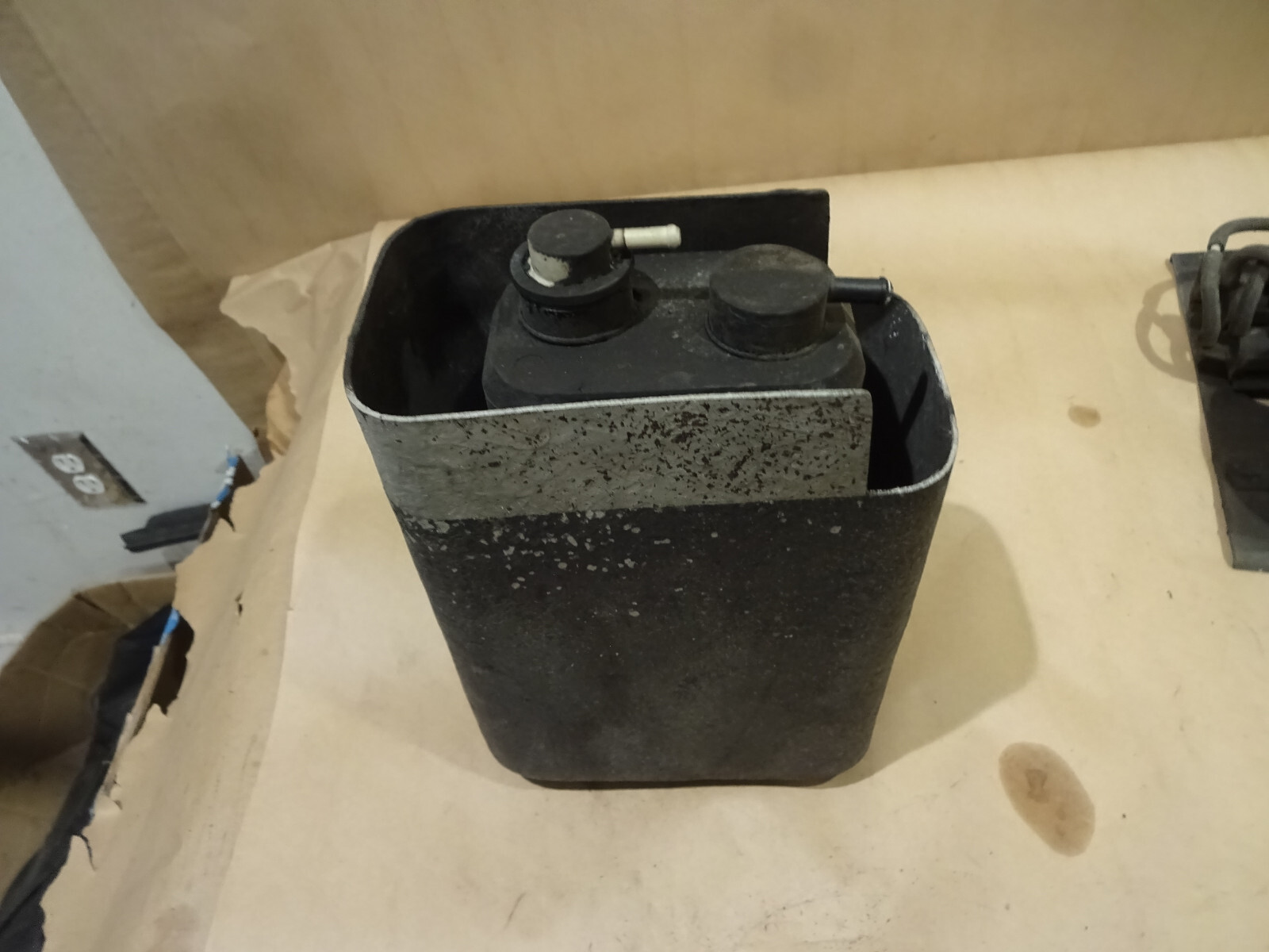 Ferrari 355 2.7 - Fuel Vapor Canister & Shield P/N 148413