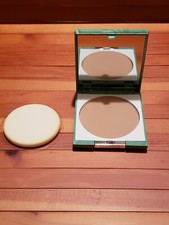 Clinique Almost Powder Makeup SPF 15 shade 03 Light MF .35 oz / 10 g Last One