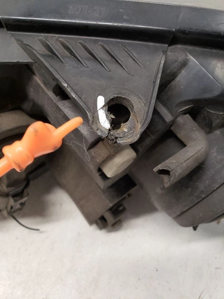 Faro halógeno pasajero derecho hatchback compatible con 04-09 MAZDA 3 1428480 Foto 2 de 4