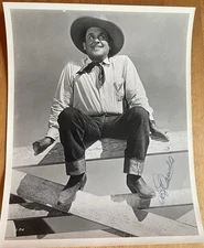 "Poncho - The Cisco Kid" Actor Leo Carrillo Autographed Photo