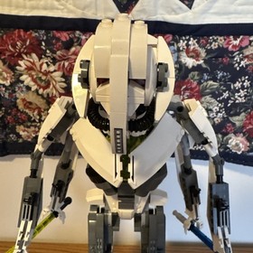 LEGO Star Wars: General Grievous (10186) Incomplete w/ Plate Sticker