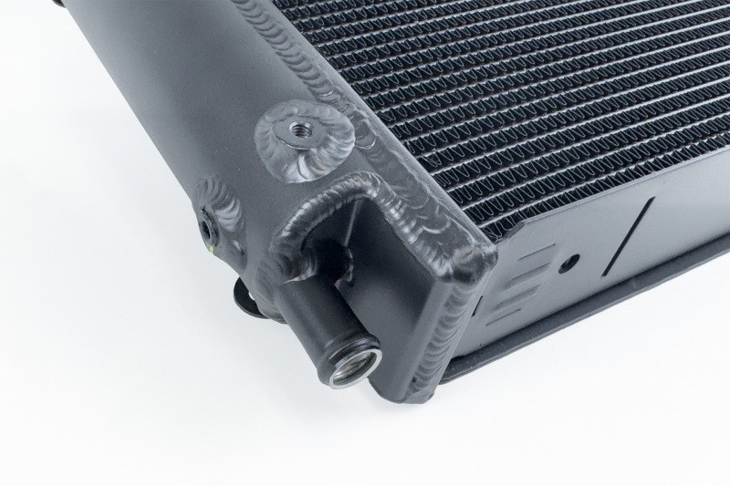 McLaren 570S Heat exchanger P/N 13L0183CP